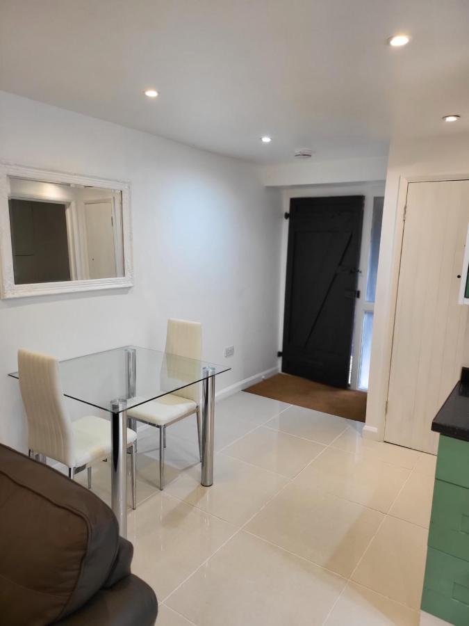 Beautiful One Bed Studio Flat - Dog Friendly Bridgwater Exterior foto